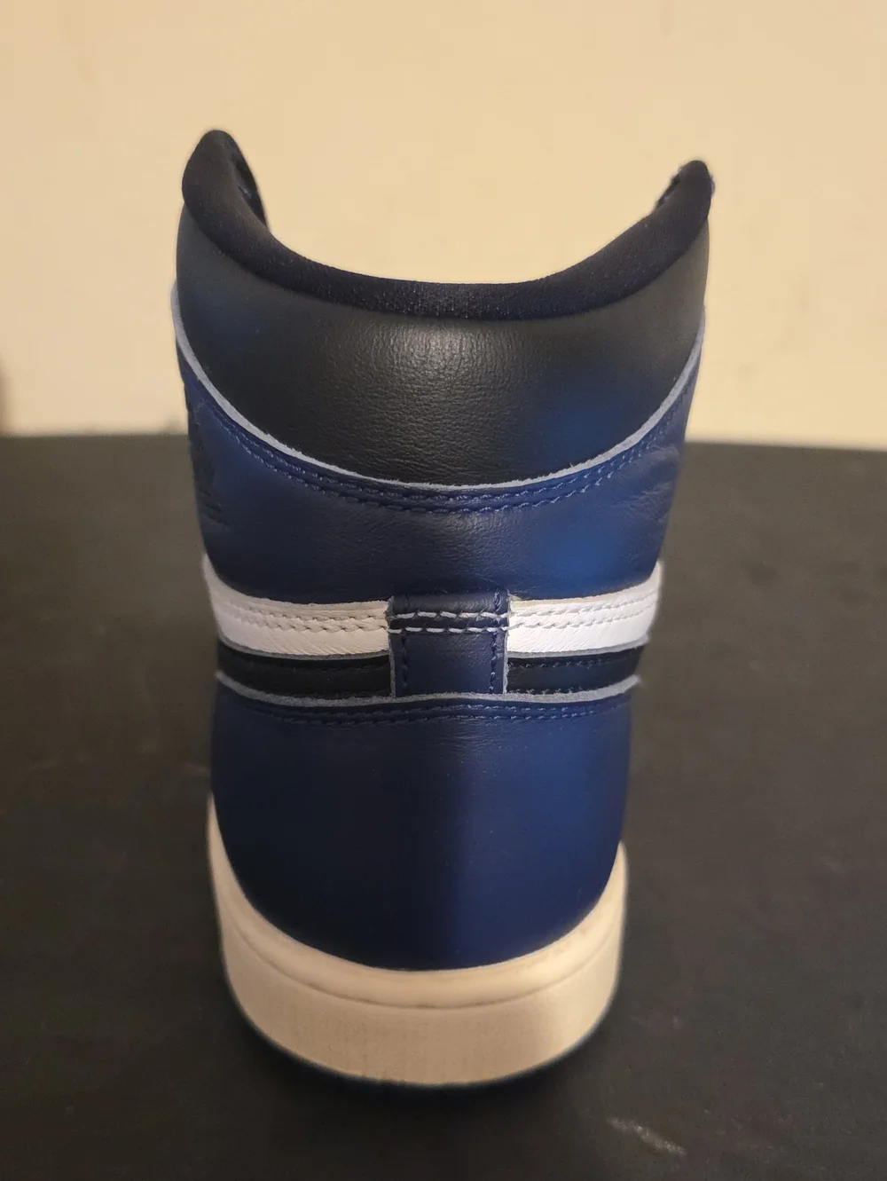 FOR SALE AIR JORDAN 1 RETRO HIGH OG 